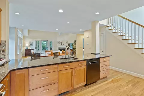 Kitchen - 3 Chase Path #7, Acton, MA 01720 photo 3 of 4