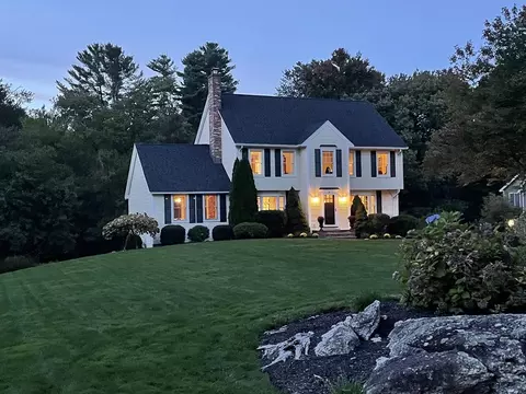 Exterior - 8 Peach Tree Path, Andover, MA 01810 photo 7 of 7