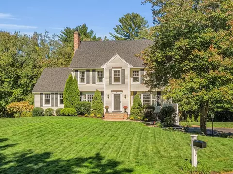 Exterior - 8 Peach Tree Path, Andover, MA 01810 photo 4 of 7
