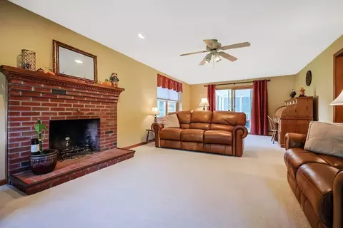 5 Chilmark Rd, Franklin, MA 02038 photo 12