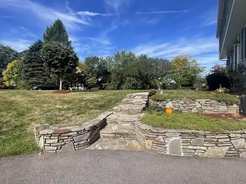 5 Chilmark Rd, Franklin, MA 02038 photo 3