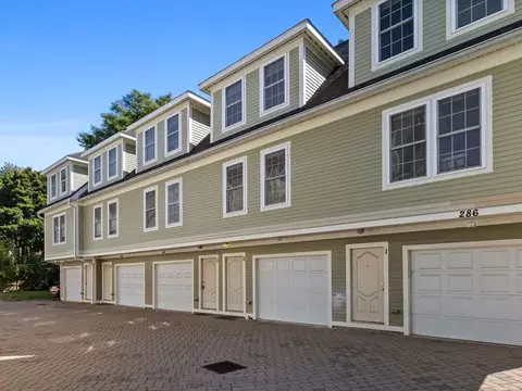 286 River St #2, Cambridge, MA 02139