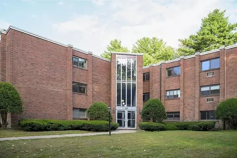 49 Windsor #307, Holliston, MA 01746