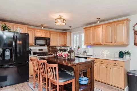 786 Langley St, Fall River, MA 02720 photo 15