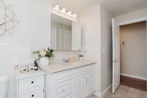 786 Langley St, Fall River, MA 02720 photo 19