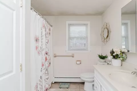 786 Langley St, Fall River, MA 02720 photo 18