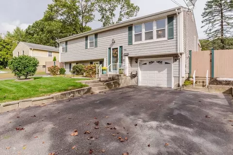 786 Langley St, Fall River, MA 02720 photo 2