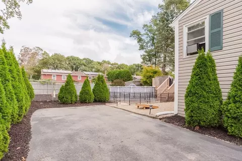 786 Langley St, Fall River, MA 02720 photo 33