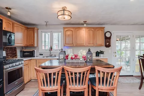 786 Langley St, Fall River, MA 02720 photo 6