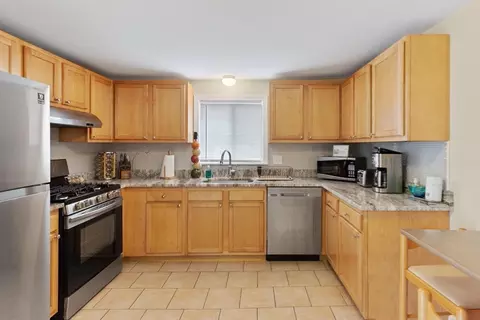 19 Summit Ave, Lynn, MA 01902 photo 22