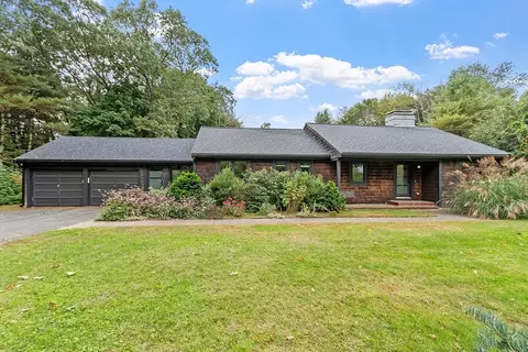 15 Hillside Rd, Lincoln, MA 01773
