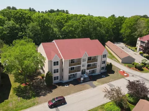 31 Randolph Dr #31, Tewksbury, MA 01876