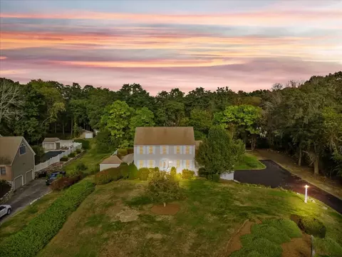 90 Prospect St, Bridgewater, MA 02324