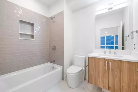 25 Everett UNIT 3, Boston, MA 02128 photo 15