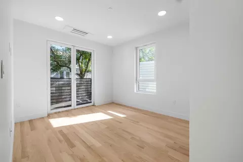 25 Everett UNIT 3, Boston, MA 02128 photo 10