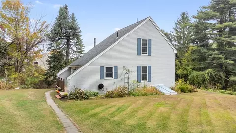 11 Derby Rd, Berlin, MA 01503 photo 4