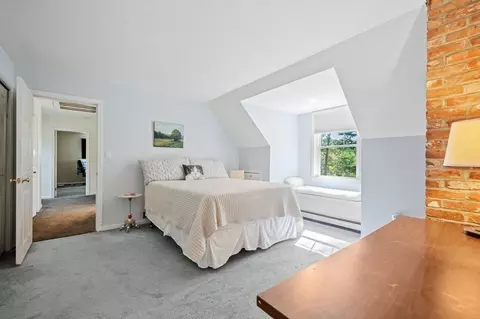 Bedroom - 8 Plumbley Rd, Upton, MA 01568 photo 4 of 7