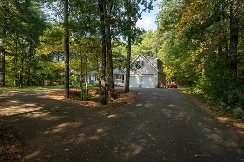 Exterior - 8 Plumbley Rd, Upton, MA 01568 photo 8 of 8