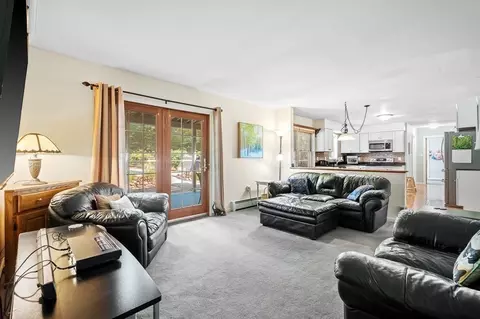 Living - 8 Plumbley Rd, Upton, MA 01568 photo 2 of 4