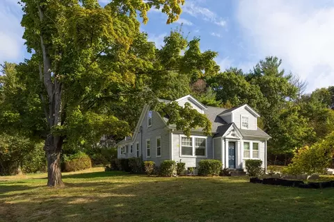337 Essex Ave, Gloucester, MA 01930