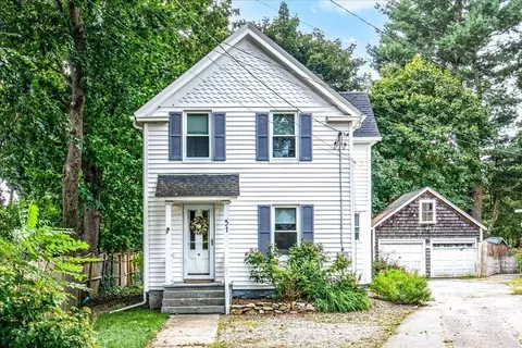 51 South St #51, Medfield, MA 02052
