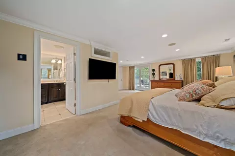 21 Old Coach Rd, Canton, MA 02021 photo 20
