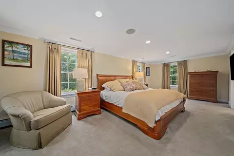 21 Old Coach Rd, Canton, MA 02021 photo 18