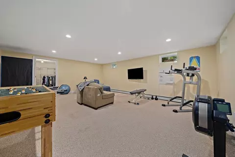 21 Old Coach Rd, Canton, MA 02021 photo 30