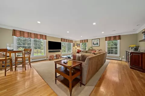 21 Old Coach Rd, Canton, MA 02021 photo 11