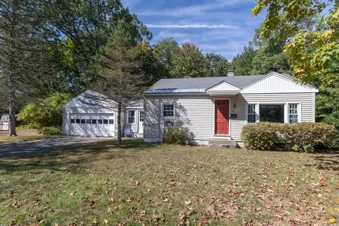 52 Dell St, Turners Falls, MA 01376