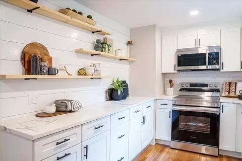 26 Middlesex St, Millis, MA 02054 photo 12