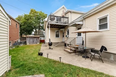 Exterior - 1 Blake Ct, Everett, MA 02149 photo 2 of 5