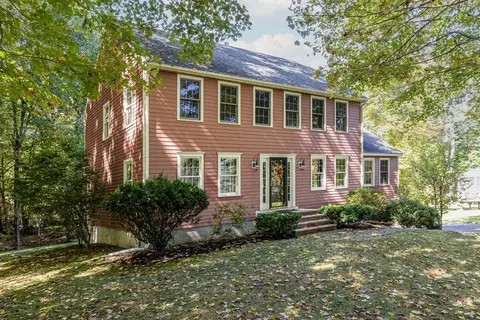 3 Cubs Path, Hopkinton, MA 01748