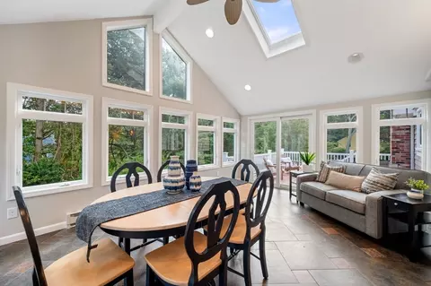 4 Oakview Trl, Norfolk, MA 02056 photo 10