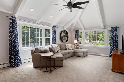 4 Oakview Trl, Norfolk, MA 02056 photo 14