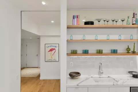 1180-1200 Washington St #423, Boston, MA 02118