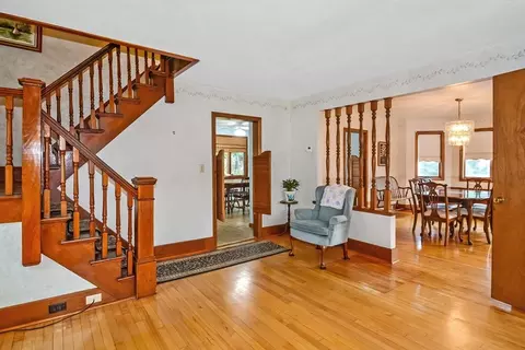Entry Way - 7 Boyce St, Worcester, MA 01603 photo 1 of 6