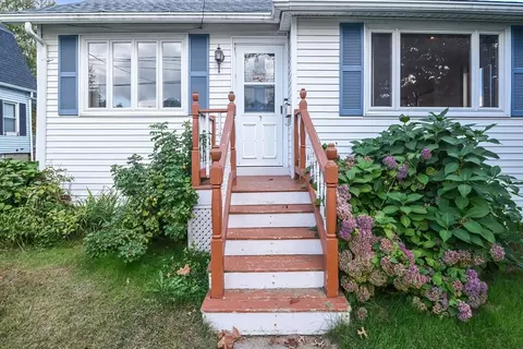 Exterior - 7 Boyce St, Worcester, MA 01603 photo 5 of 6