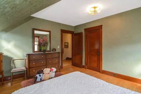 Bedroom - 7 Boyce St, Worcester, MA 01603 photo 4 of 6