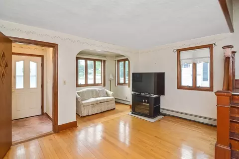 Living - 7 Boyce St, Worcester, MA 01603 photo 1 of 2