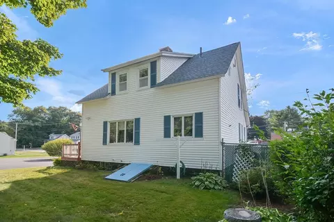 Exterior - 7 Boyce St, Worcester, MA 01603 photo 3 of 6