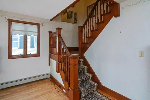 Entry Way - 7 Boyce St, Worcester, MA 01603 photo 3 of 6