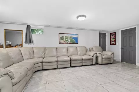 Other - 297 Main St, Saugus, MA 01906 photo 2 of 3