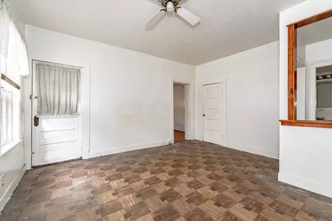 27-29 Wilcox St, Springfield, MA 01105 photo 8