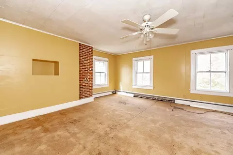 27-29 Wilcox St, Springfield, MA 01105 photo 16