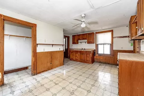 27-29 Wilcox St, Springfield, MA 01105 photo 25