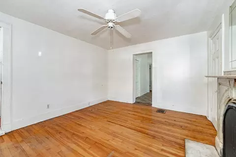 27-29 Wilcox St, Springfield, MA 01105 photo 5
