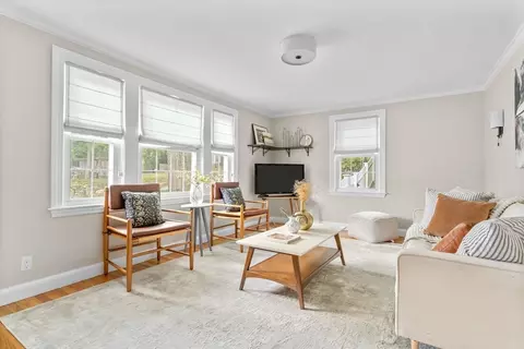 29 Walnut Ter, Arlington, MA 02476 photo 3