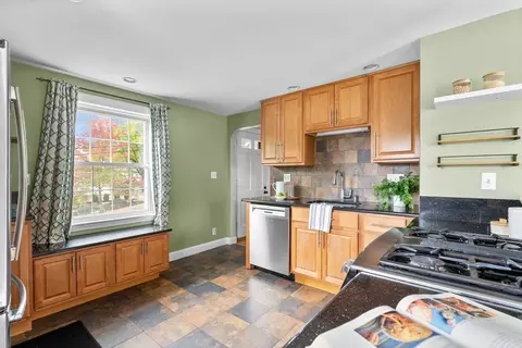 29 Walnut Ter, Arlington, MA 02476 photo 13