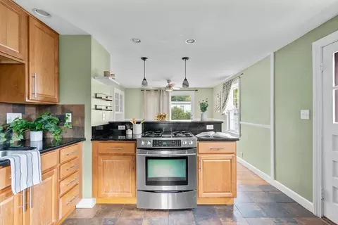 29 Walnut Ter, Arlington, MA 02476 photo 18